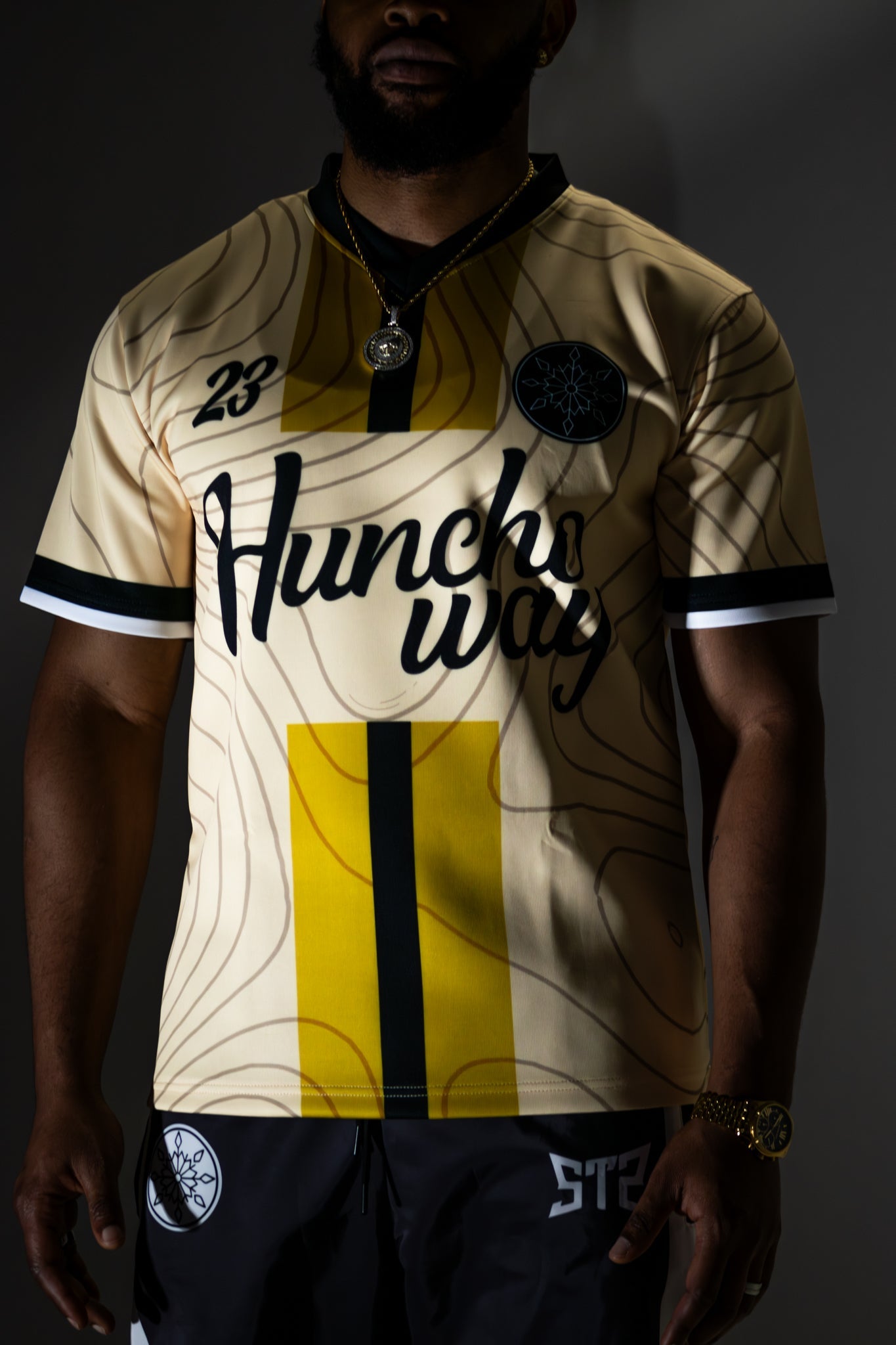 Vantage Beige Jersey Top - HUNCHOWAY, Men’s Athletic Jersey Top, Vantage Beige T-Shirt, Beige Jersey Top for Men